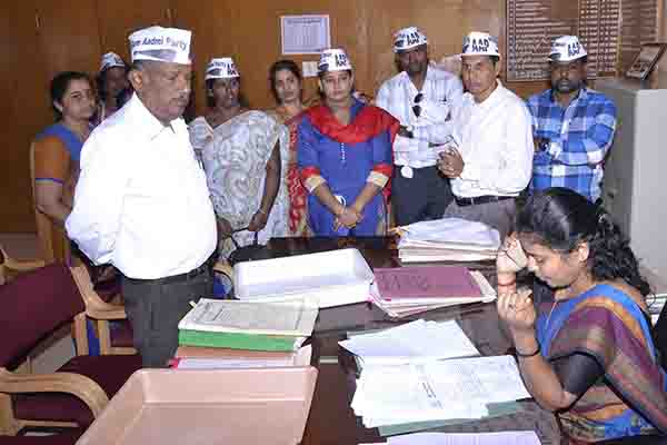 ಚಿಕ್ಕಮಗಳೂರು: ಎಂಐಜಿ ಪಾರ್ಕ್ ಅವ್ಯವಸ್ಥೆ ಸರಿಪಡಿಸಲು ಒತ್ತಾಯ